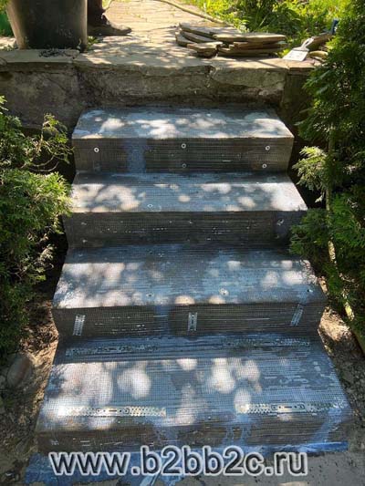 МВА-Консалт: армирование ступеней лестницы для мощения природным камнем