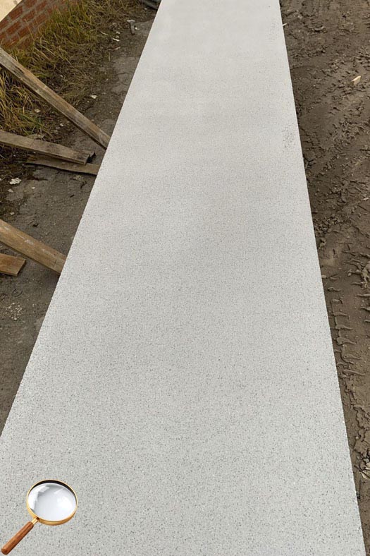 Искусственный камень из СФБ с мраморной крошкой на лицевой поверхности Искусственный камень из СФБ с мраморной крошкой на лицевой поверхности